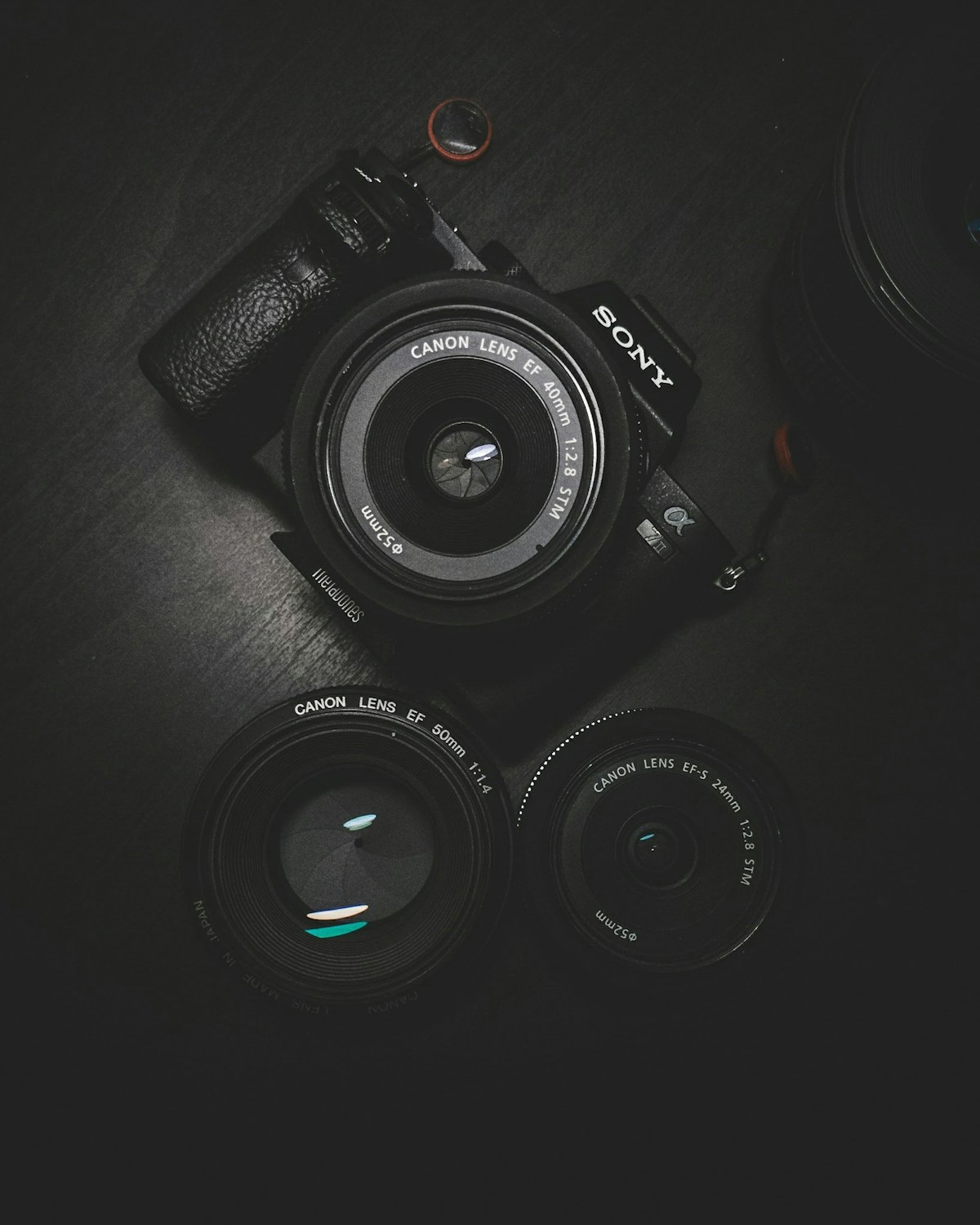 Atelier RiffCove — matériel photo et vidéo sur établi